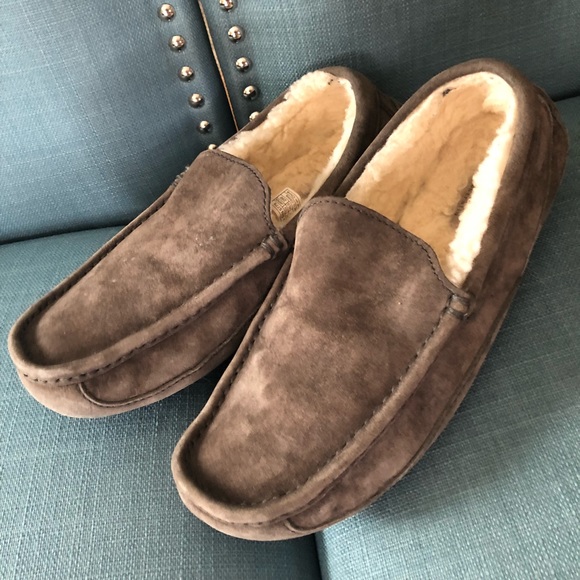 ugg ascot charcoal slipper